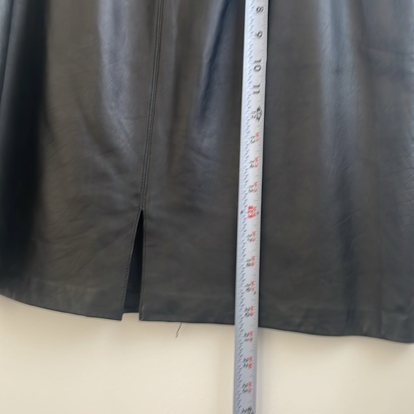 Croft & Barrow black leather skirt size 16 - Picture 4 of 5
